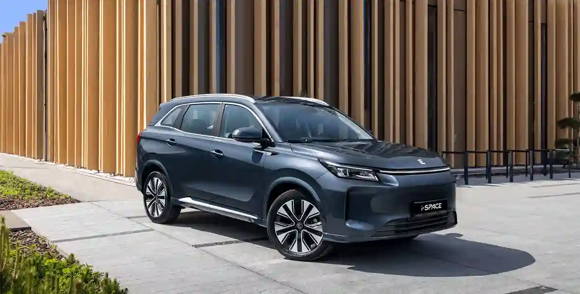 Новость EVOLUTE (EVOLUTE вышел на 1 место по продажам в сегменте электромобилей и гибридов в России по итогам марта)