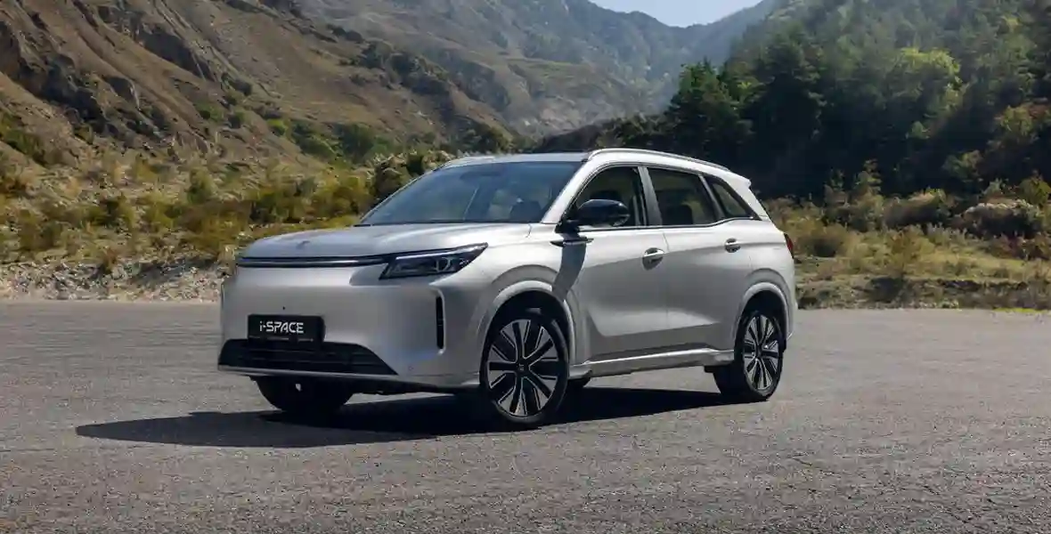 Новость EVOLUTE (EVOLUTE i‑SPACE – быстрый, вместительный, дешёвый)